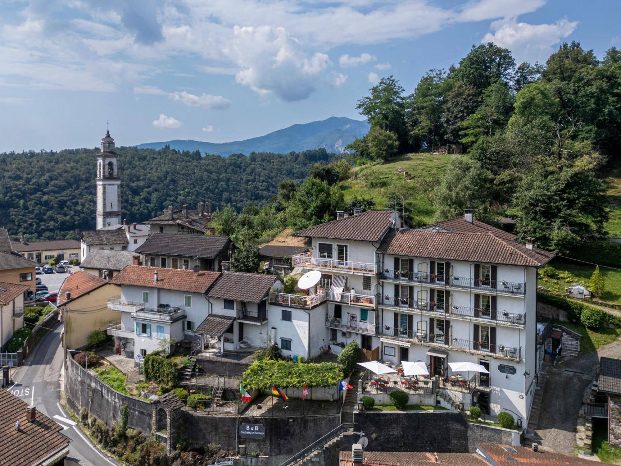 Giulietta E Romeo - Bed&breakfast Cossogno